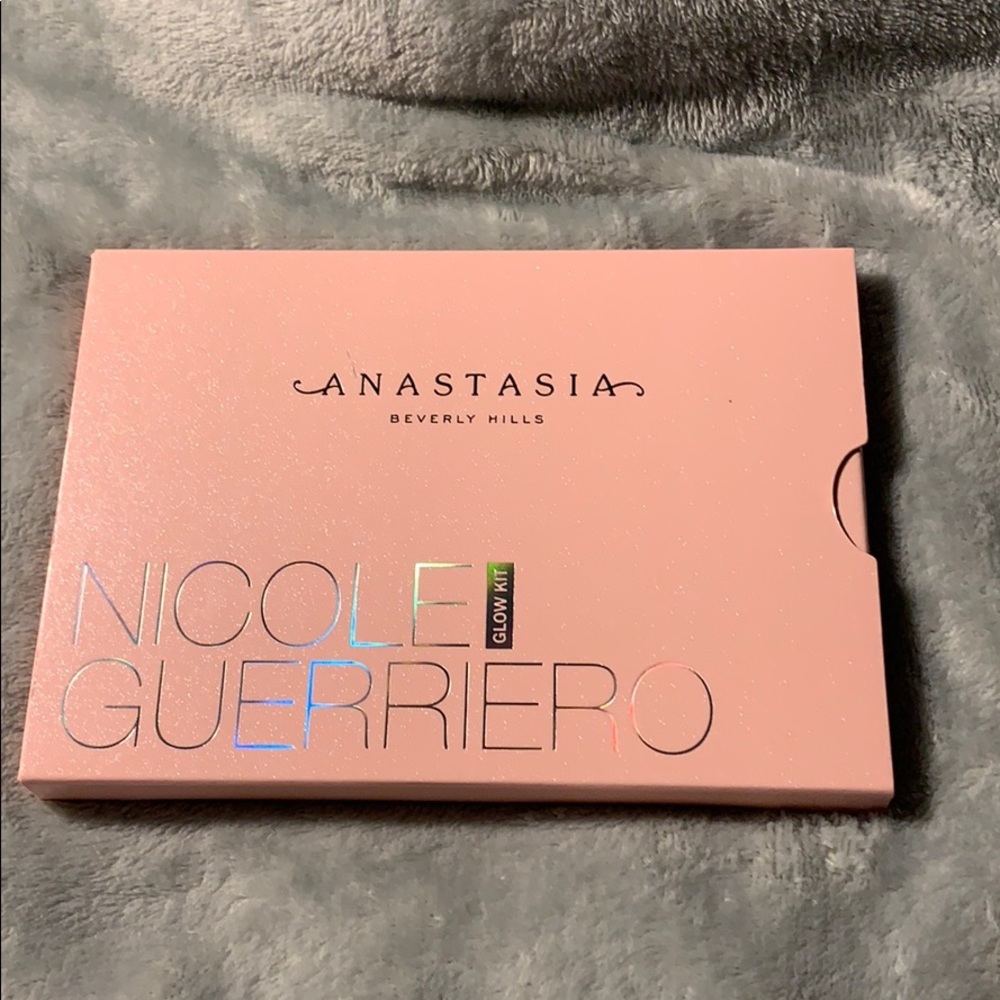 ABH X NICOLE GUERRIERO Glow Kit